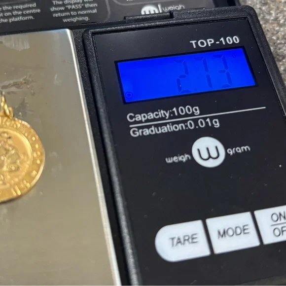 Saint Christopher Gold Pendant - Picture 3 of 4